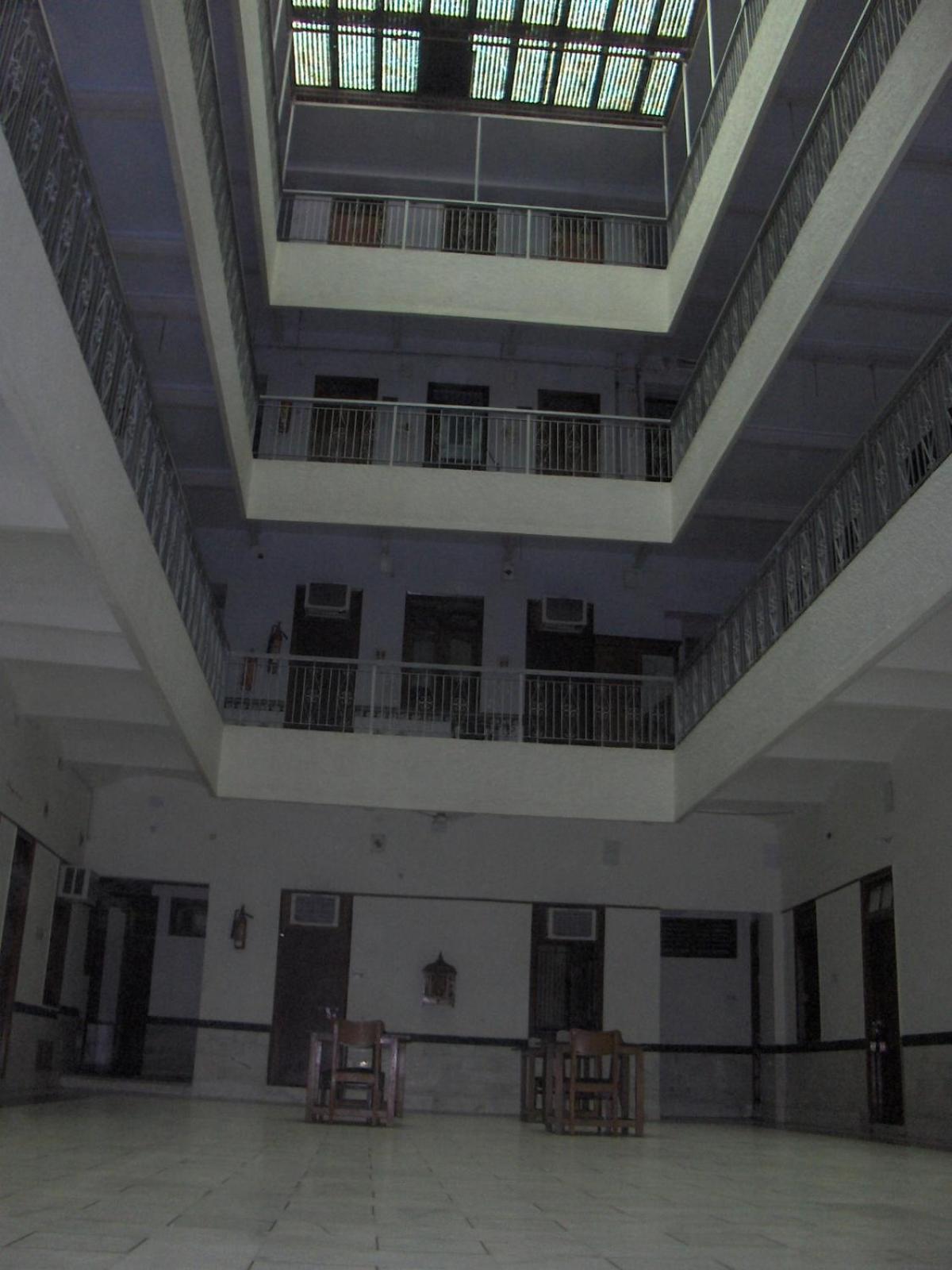 New Royal Hotel Delhi  Exterior photo